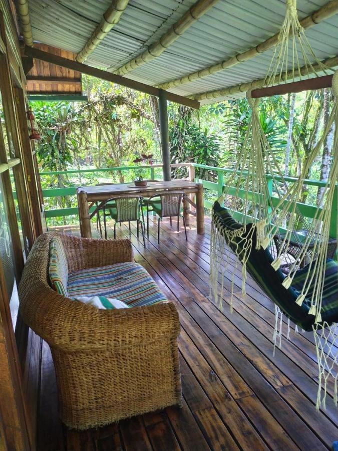 Mindo Eco Chalet Con Rio Y Cascada Exterior photo